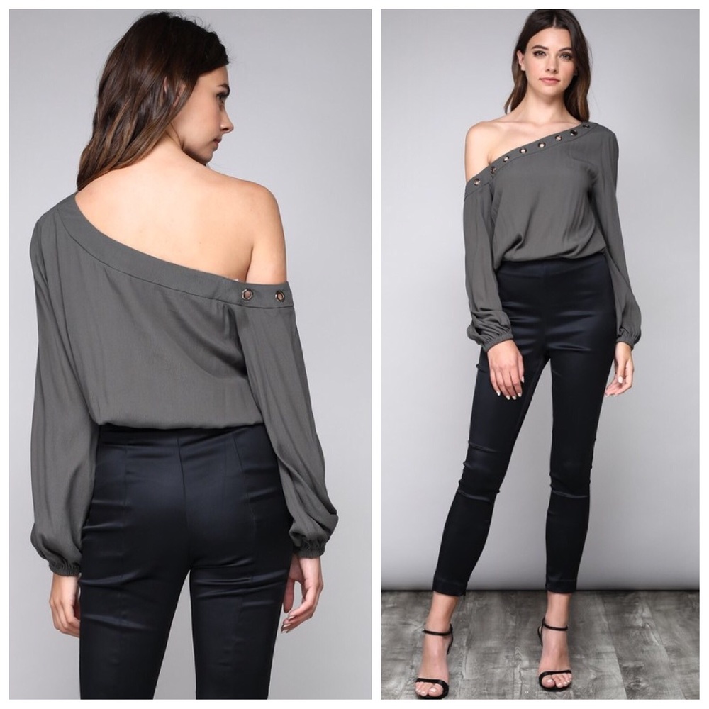 Olive off shoulder grommet detail blouse - Picture 3 of 3